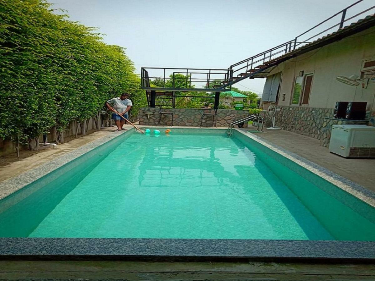 Ad Country Villa Noida Kültér fotó