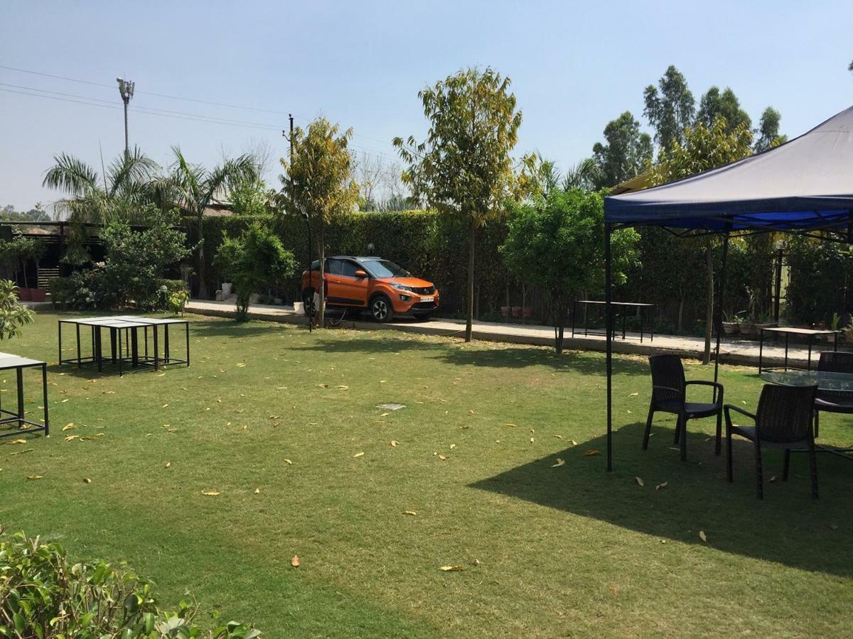 Ad Country Villa Noida Kültér fotó